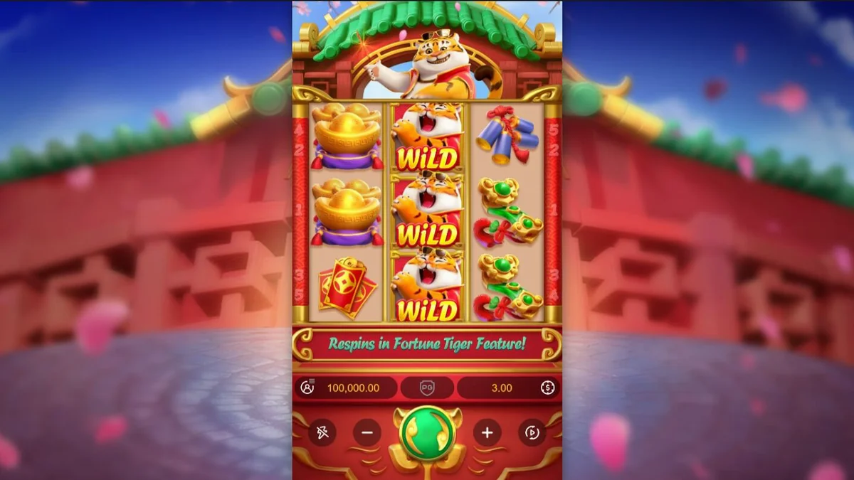 Makulay na visual ng Fortune Tiger slot na may gintong tigre at mga tradisyonal na simbolo ng suwerte.